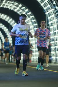BIB: 43129, 4357, 201
                            <button type="button" onclick="openModal(21151455)" class="btn btn-primary btn-sm float-right btn-popup" data-toggle="modal" data-target=".modal-high-quality">
                        <i class="fas fa-shopping-cart"></i> Add to Cart
                    </button>
                                            <button type="button" onclick="isThisMe(21151455, true)" class="btn btn-success btn-sm float-right btn-popup btn-isme hidden" data-toggle="tooltip" data-placement="bottom" title="นี่คือรูปของคุณใช่ไหม คลิกที่นี่เพื่อเอาเข้าอัลบั้ม">
                        <i class="fas fa-plus"></i> Add to album
                    </button>
                    <button type="button" onclick="isThisMe(21151455, false)" class="btn btn-warning btn-sm float-right btn-popup btn-isnotme hidden">
                        <i class="fas fa-ban"></i> Remove from album
                    </button>